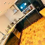Privee Avec Lit King Size - Sdb Partagee Bed & Breakfast
