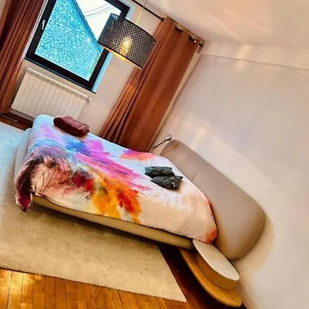Bed & Breakfast Privee Avec Lit King Size - Sdb Partagee
